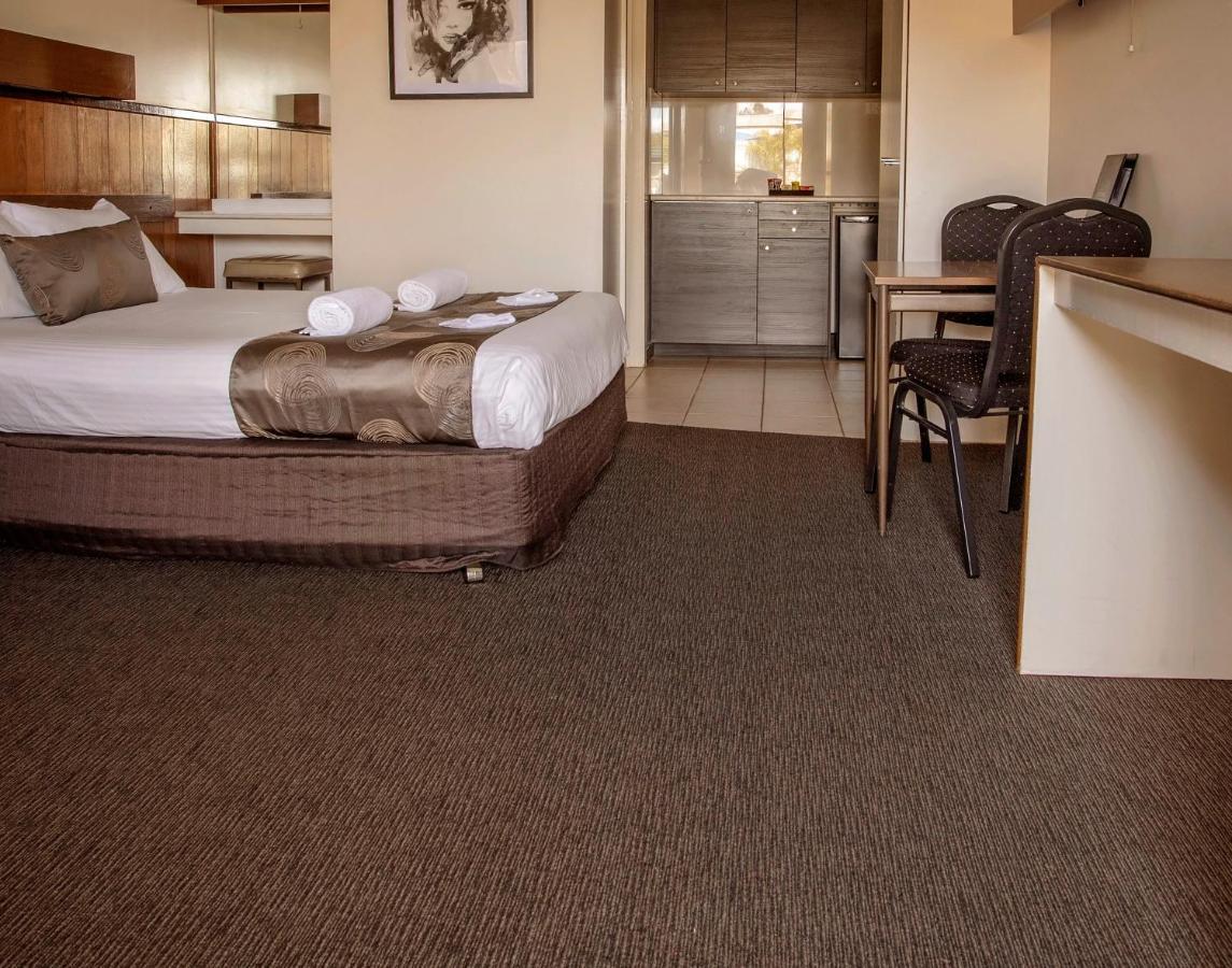 Hi Way Eight Motor Inn Stawell Bagian luar foto