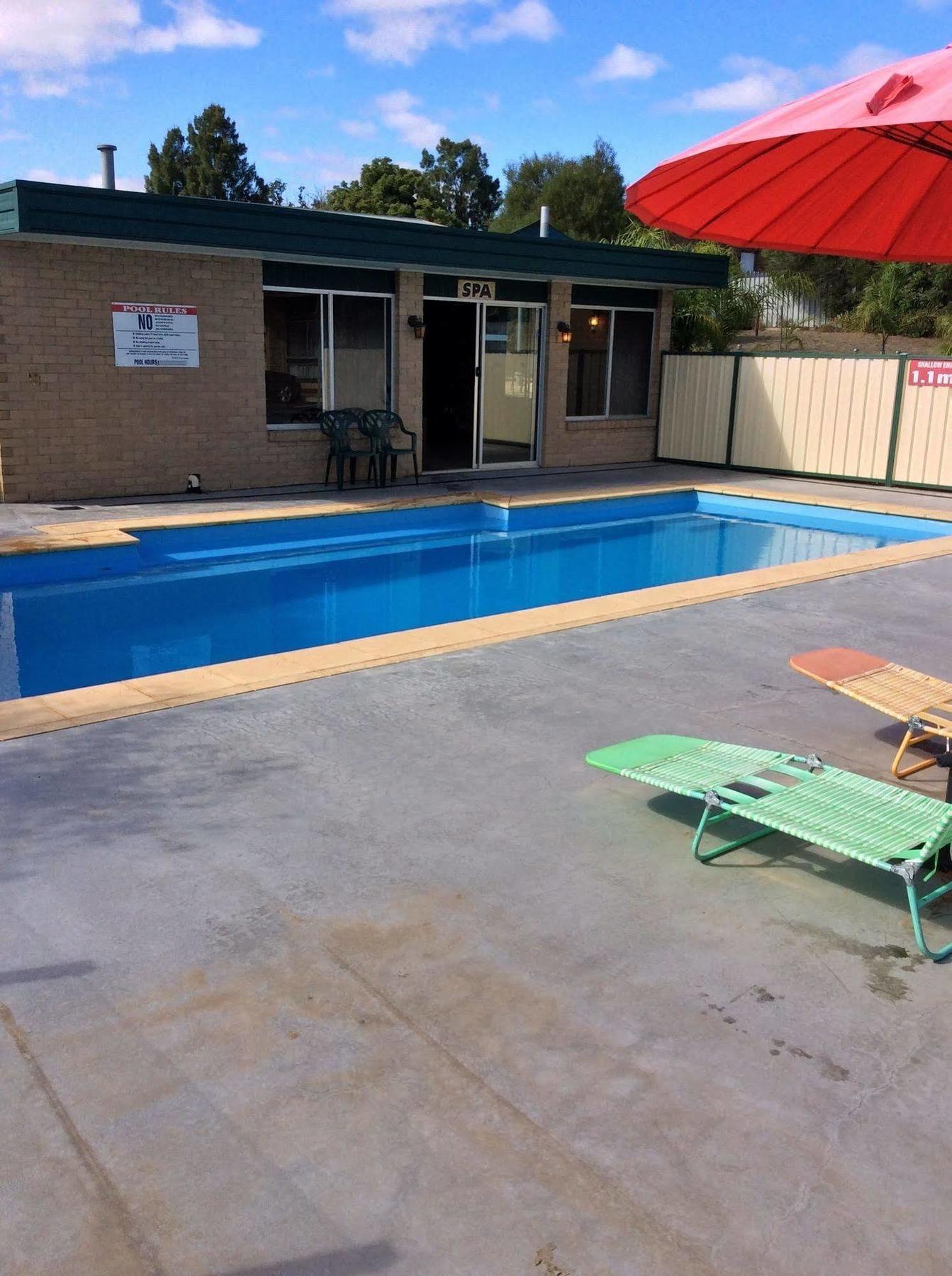 Hi Way Eight Motor Inn Stawell Bagian luar foto