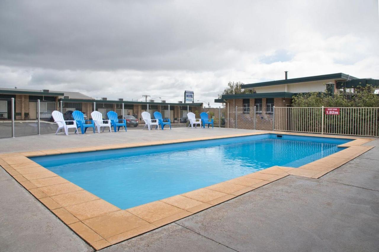 Hi Way Eight Motor Inn Stawell Bagian luar foto